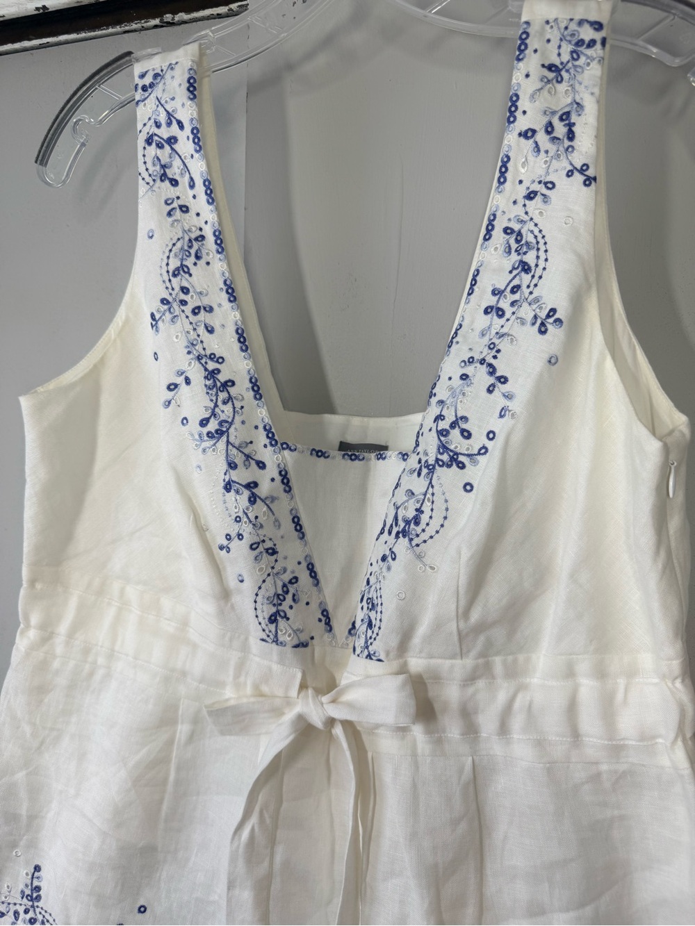 Ann Taylor White Camisole with Blue Embroidered V-Neck and Tie-Waist - Picture 2 of 4